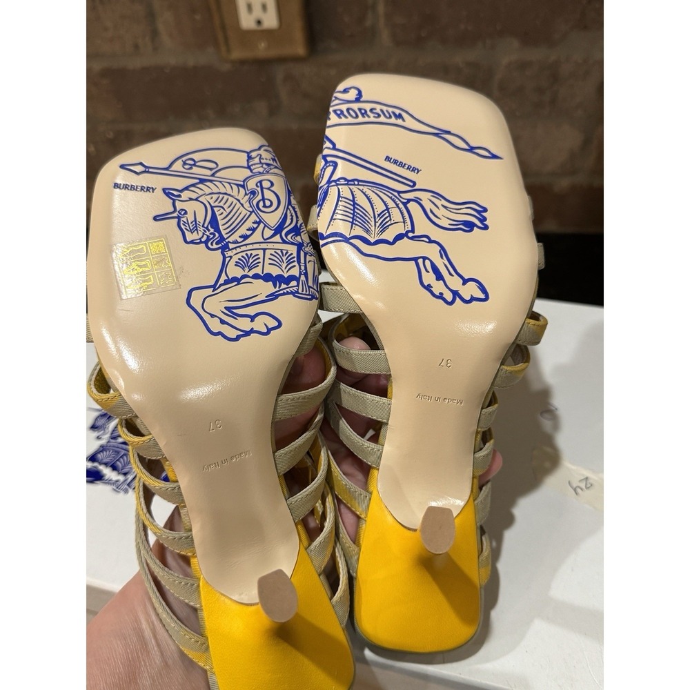 Authentic Burberry Women Yellow Beige CARMINE STRAP Check Stiletto Sandals - Picture 11 of 13